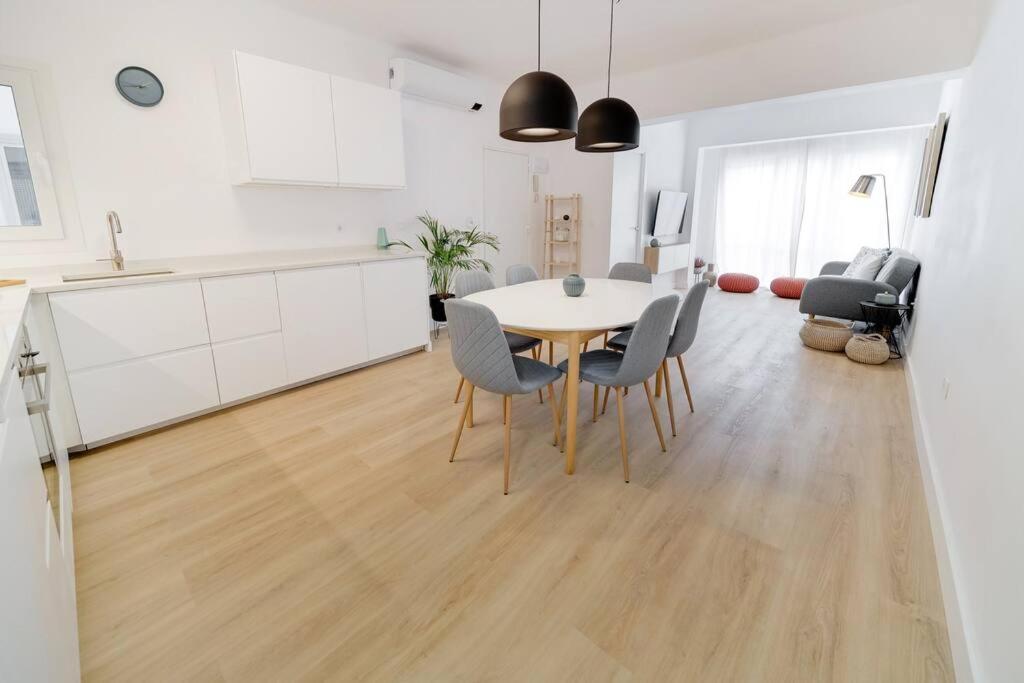 Esplendido Apartamento En El Centro Malaga Zewnętrze zdjęcie